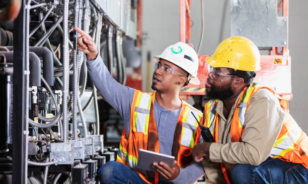 Best Local Electrician Companies  in Village Green, NY